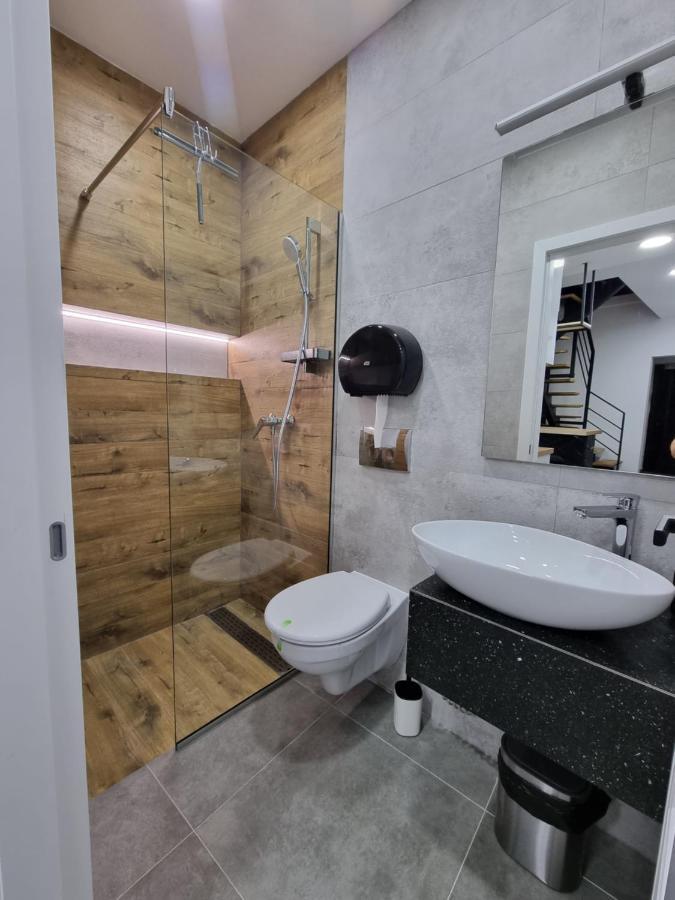 Casa Chiper - Apartament Parter Braşov Eksteriør billede